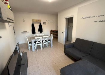 Salone - Trilocale via Colli Renato, 26a, Azzate - foto 4