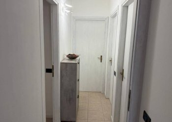 Disimpegno - Three-room apartment via Colli Renato, 26a, Azzate - photo 10