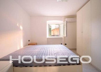 Camera da letto - Appartamento via Barchetta, 27, Genova (zona Bolzaneto) - foto 3