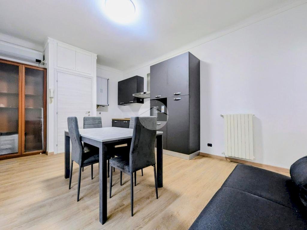 Two-room apartment Via pellegrino rossi, Milano (neighborhood Dergano) - photo 2