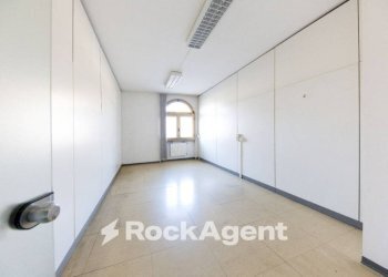 Negozio via Teglia, 89, Genova (zona Bolzaneto) - foto 14