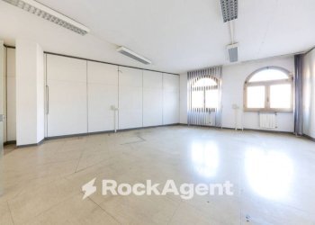 Negozio via Teglia, 89, Genova (zona Bolzaneto) - foto 18