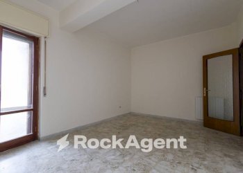 Trilocale viale Vincenzo de Filippis, 68, Catanzaro - foto 13