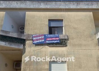 Facciata - Trilocale via Canova, 131, Casarano - foto 2