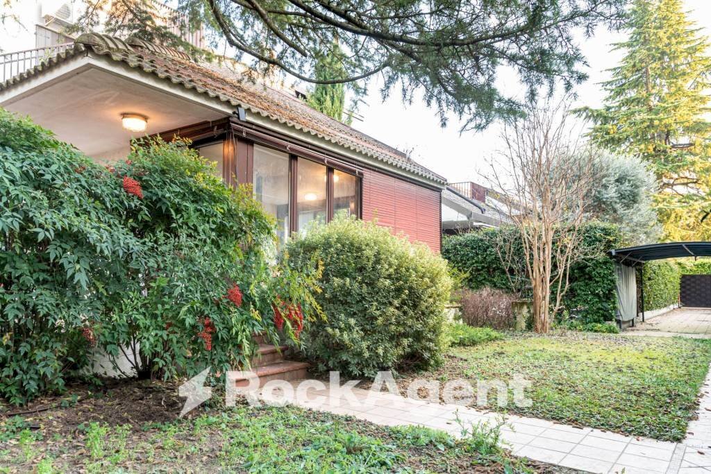 Giardino - Villa via Eraclea, 4, Padova (zona Mandria) - foto 2