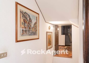 Interno palazzo - Villa via Eraclea, 4, Padova (zona Mandria) - foto 12