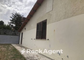 Facciata - Villa strada Provinciale 45, Moscufo - foto 20