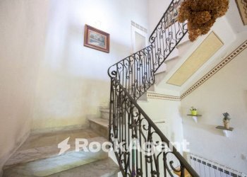 Casa indipendente via Martiri di Belfiore, 25, Fivizzano - foto 10