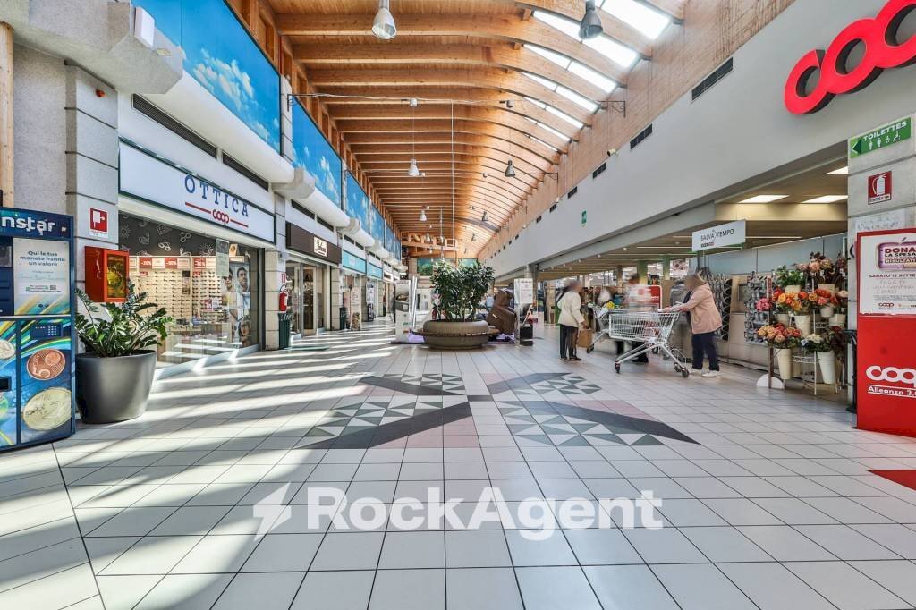 Zona - Commercial Premises via Amilcare Ponchielli, 23, Bologna (neighborhood Savena) - photo 2