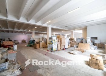 Negozio viale Lucrezia della Valle, Catanzaro - foto 6