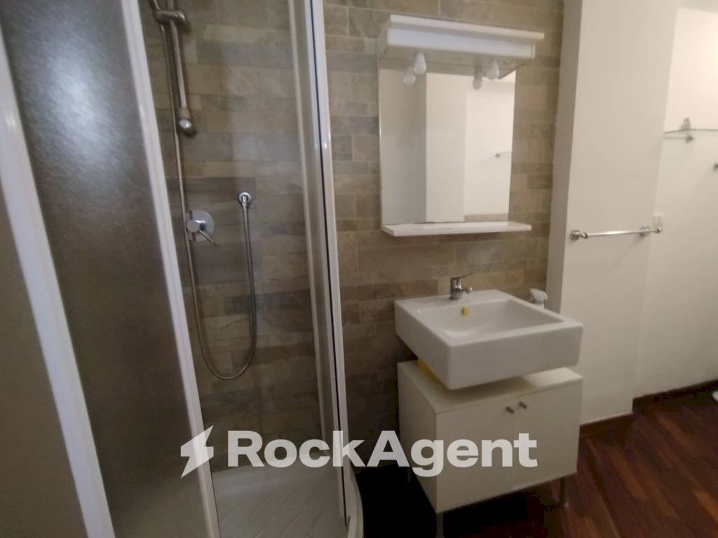 Bilocale via Celeste, 131, Catania - foto 1