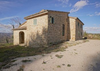 Facciata - Villa Vocabolo 2 Upio, Pietralunga - foto 11