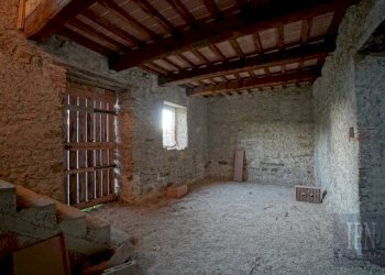 Stanza non arredata - Villa Località Baucca, 11, Città di Castello - foto 18