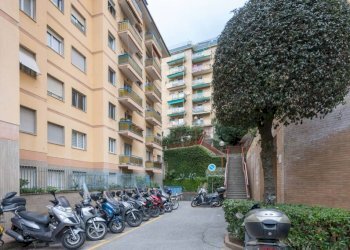 Zona - Bilocale via Arturo Ferretto, 44, Genova (zona Marassi) - foto 32