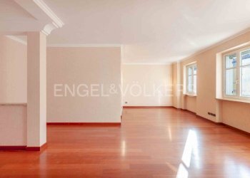 Cucina - Stabile - Palazzo via Vittorio Emanuele II, Bra - foto 4