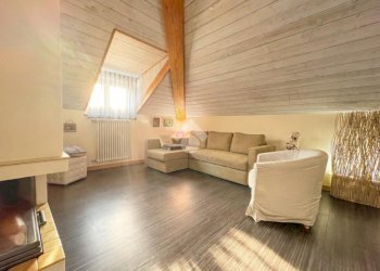 Trilocale Corso saint martin de corleans, Aosta - foto 1