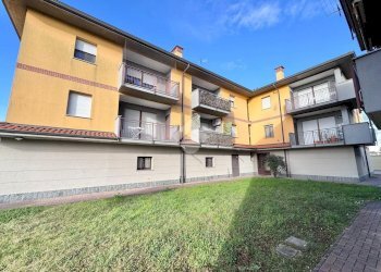 Two-room apartment Via Padre G. Puglisi, Vernate - photo 1