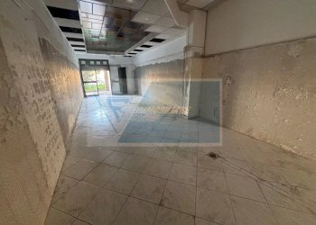 Shop Via Necropoli Grotticelle, Siracusa - photo 2