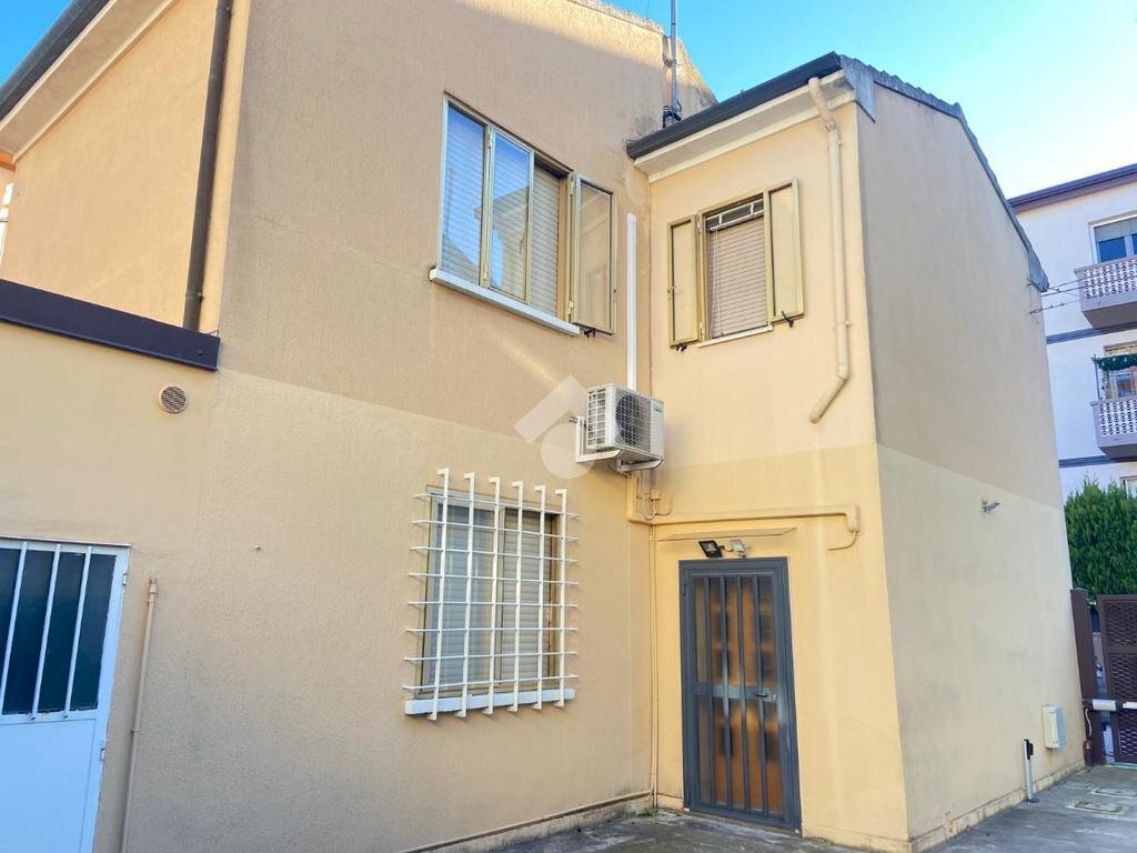 Casa semi indipendente Via Compagnoni, Ferrara - foto 3