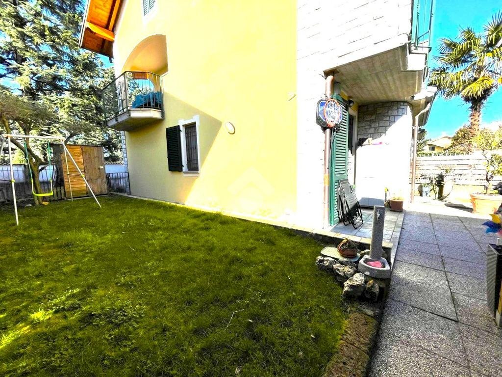 Three-room apartment Via dei Pini, Arconate - photo 2