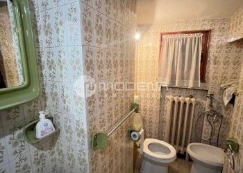 Bilocale Modena (zona Circoscrizione 1) - foto 27