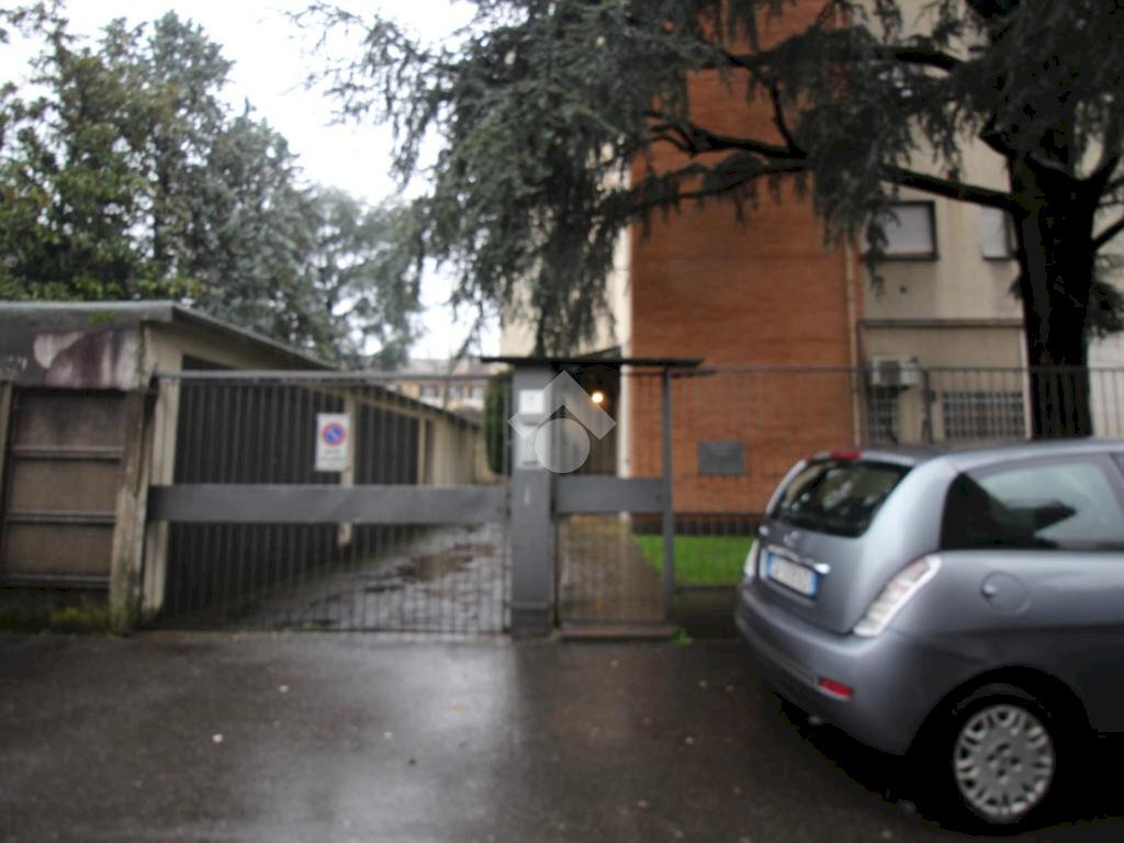 Two-room apartment Via S. Gerolamo Emiliani, Rho - photo 1