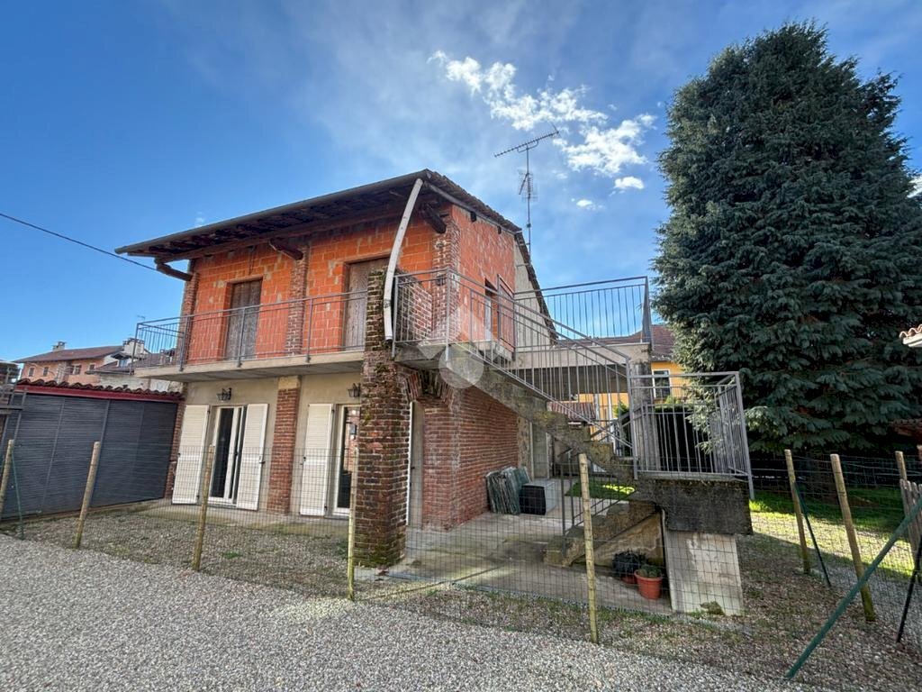 Villa Via Roma, Agrate Conturbia - foto 1