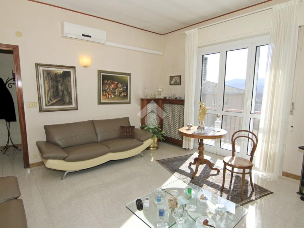 Four-room apartment Via zeffirino bertelli, Gavi - photo 2