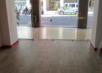 Shop Via Guglielmo Marconi, 5, Bologna (neighborhood Centro Storico) - photo 5