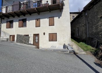 Bilocale Località Champretavy, 3, Saint-Pierre - foto 2