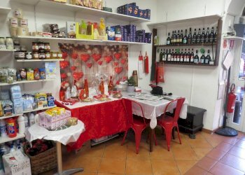 Bar - Tabacchi - Ricevitoria Via Sant'Ugo, Genova (zona Lagaccio) - foto 4