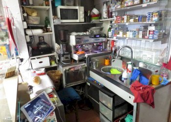 Bar - Tabacchi - Ricevitoria Via Sant'Ugo, Genova (zona Lagaccio) - foto 7