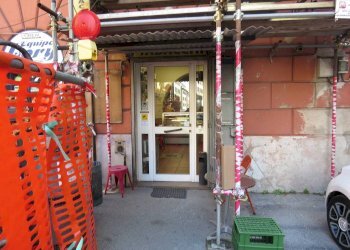 Bar - Tabacchi - Ricevitoria Via Sant'Ugo, Genova (zona Lagaccio) - foto 8