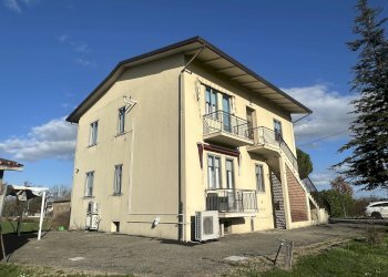 Facciata - Villa Bifamiliare San Prospero, 136 A, Imola - foto 16
