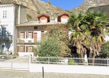 Bilocale Via Roma 27, Donnas - foto 1