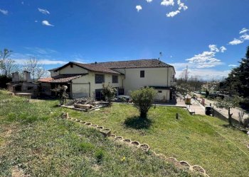 Rustico Frazione Castiglione, Asti - foto 1