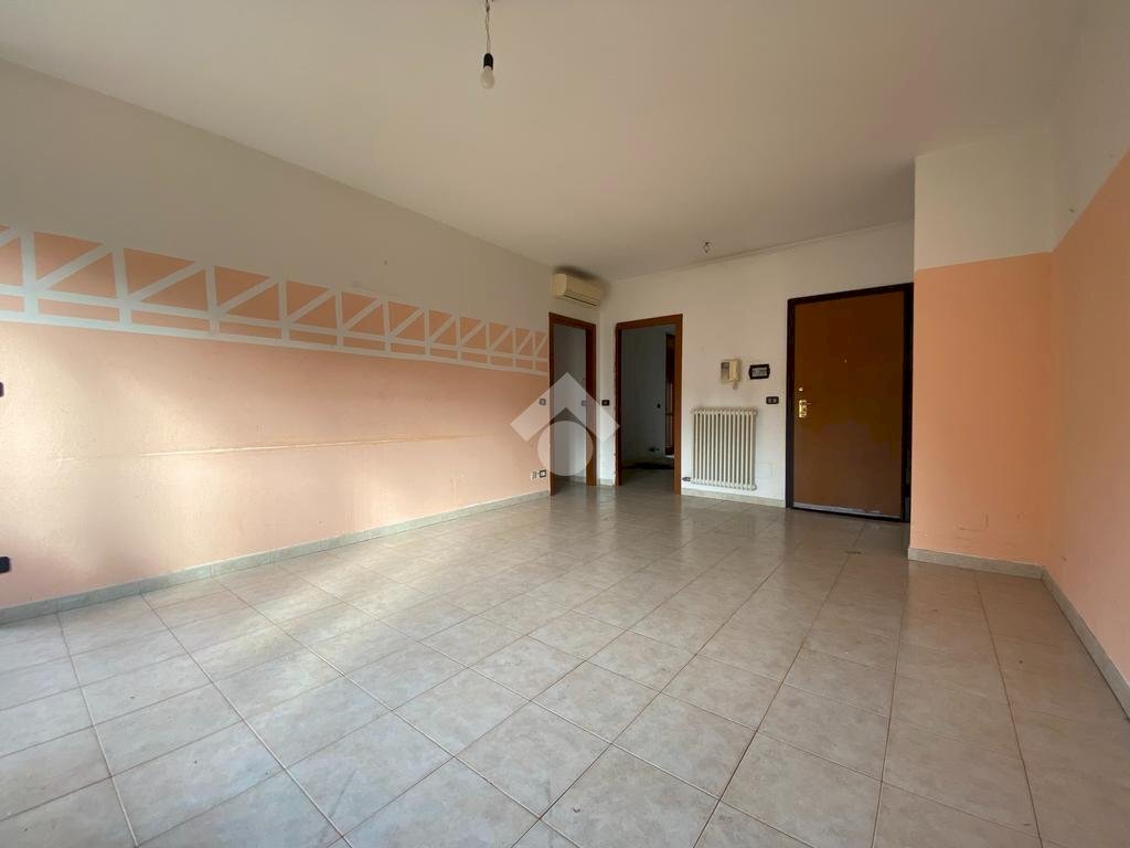 Appartamento Via Giuseppe Verdi, Ivrea - foto 1