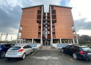 Appartamento Via Giuseppe Verdi, Ivrea - foto 8