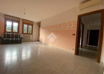 Appartamento Via Giuseppe Verdi, Ivrea - foto 6