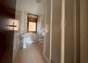 Appartamento Via Giuseppe Verdi, Ivrea - foto 35