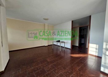 Trilocale via Alessandro Volta, Bellinzago Lombardo - foto 2