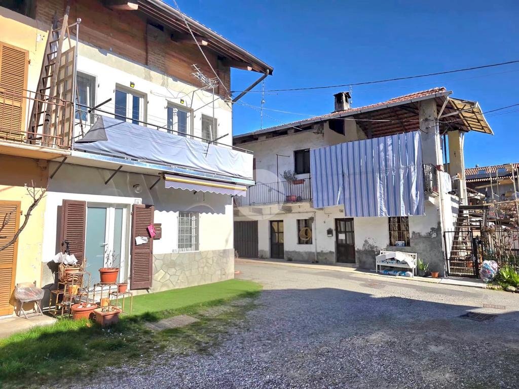 Casa indipendente Vicolo del Castello, Rivarossa - foto 1