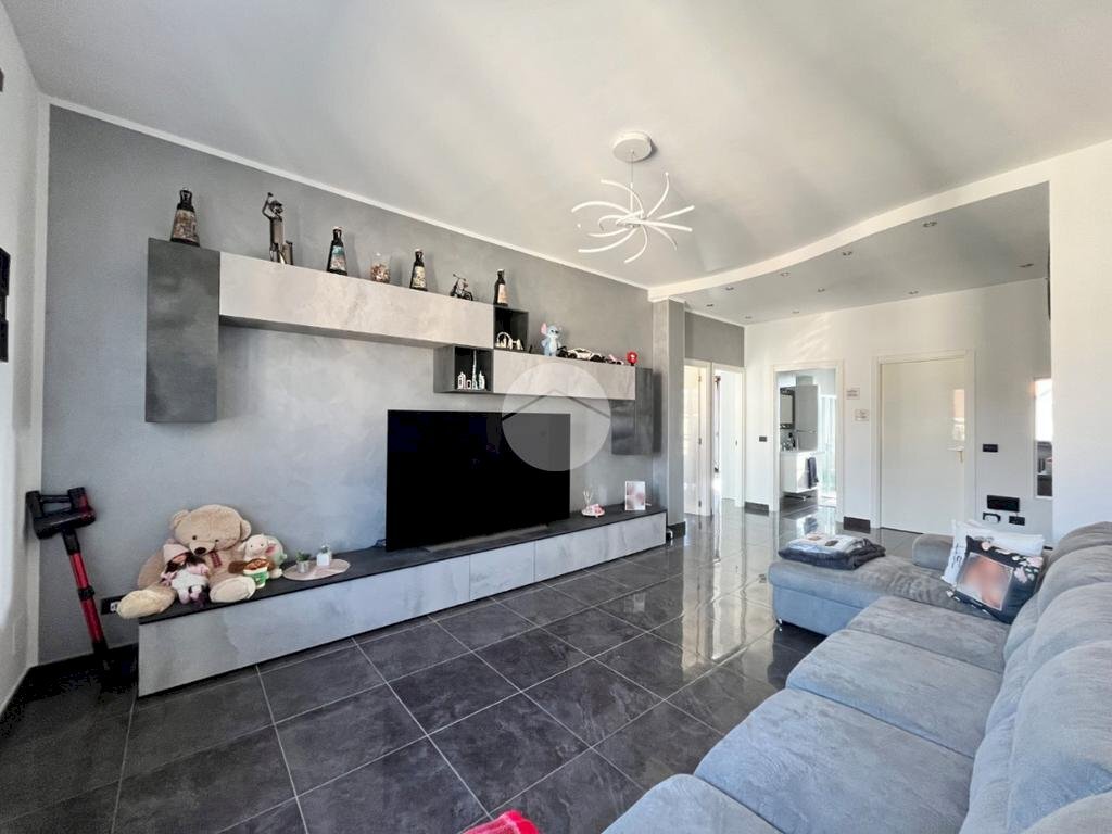 Quadrilocale Via Pavone, Banchette - foto 2