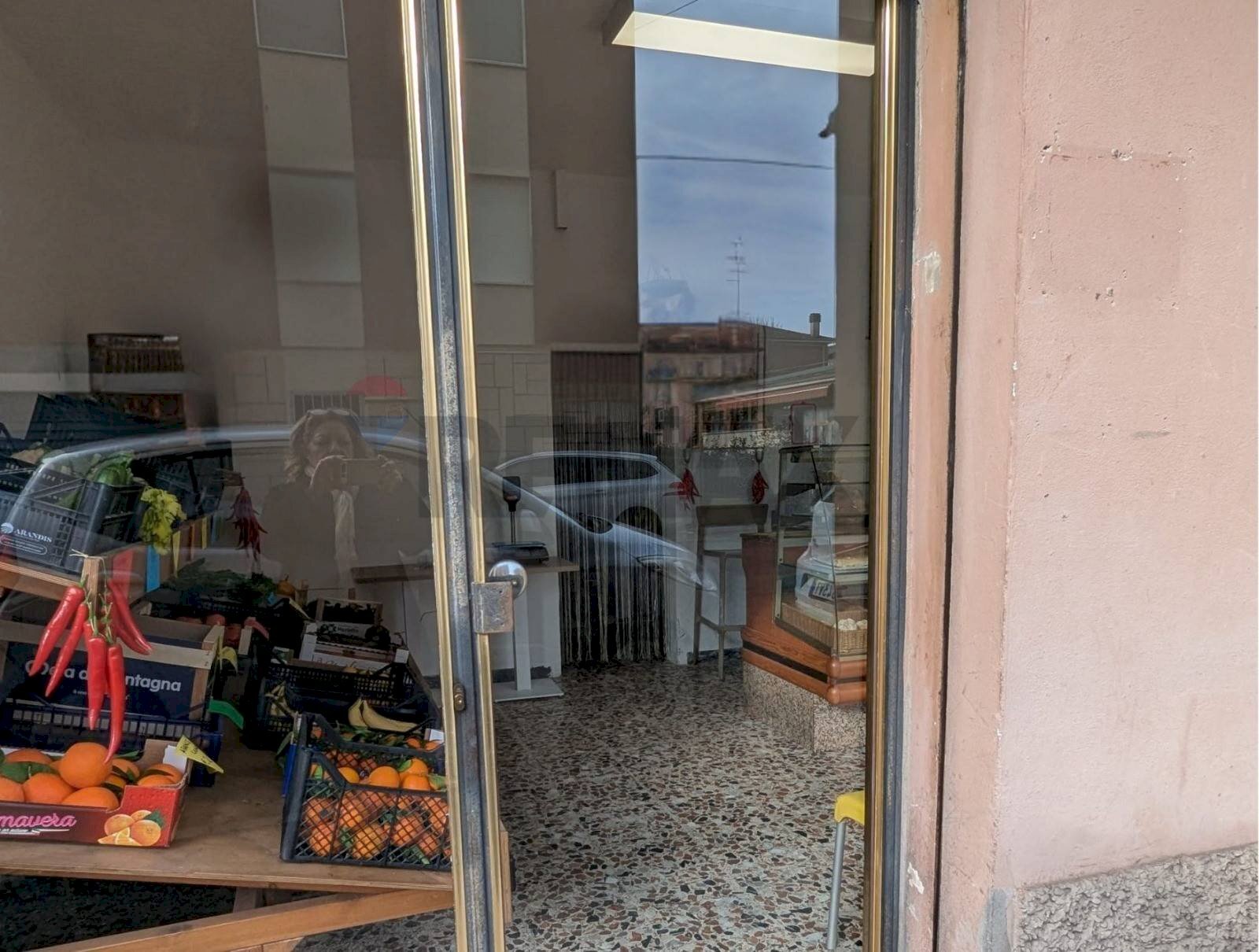 Locale Commerciale Madonnina, Modena, Modena (zona Madonnina) - foto 2