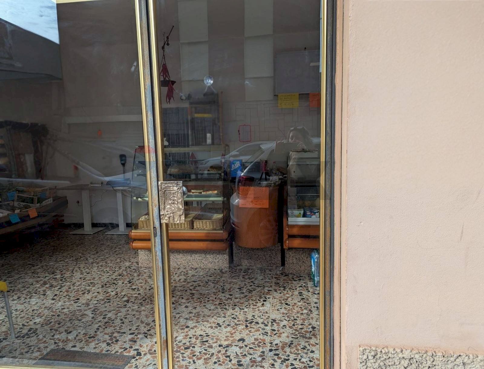 Locale Commerciale Madonnina, Modena, Modena (zona Madonnina) - foto 3