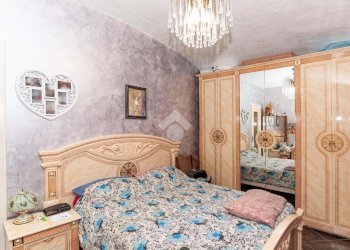 Three-room apartment Via Torino, San Francesco al Campo - photo 8