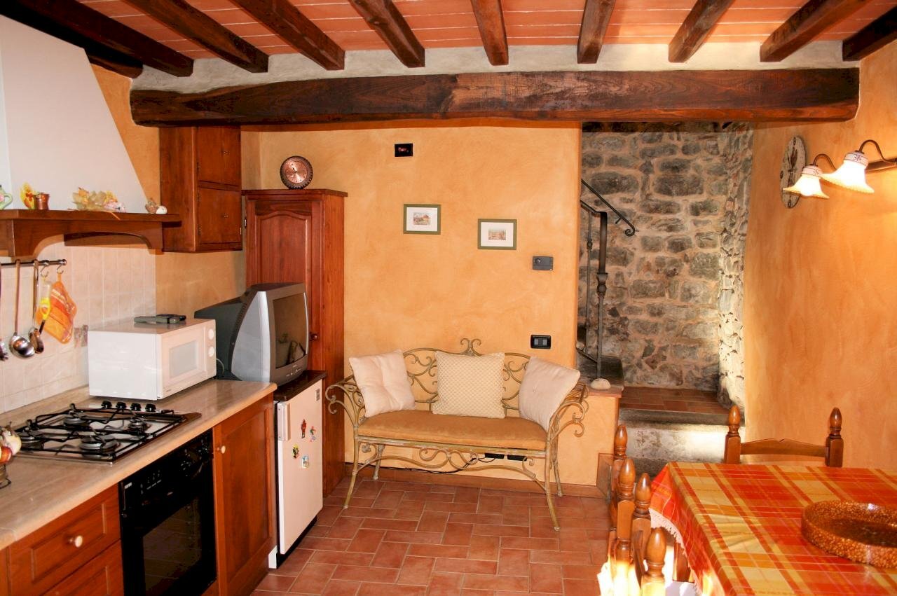 Foto 1 - Casa semi indipendente Pietrabuona, Pescia - foto 1