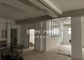 Foto 4 - Magazzino piazza garibaldi
 
999, Bassano del Grappa - foto 4