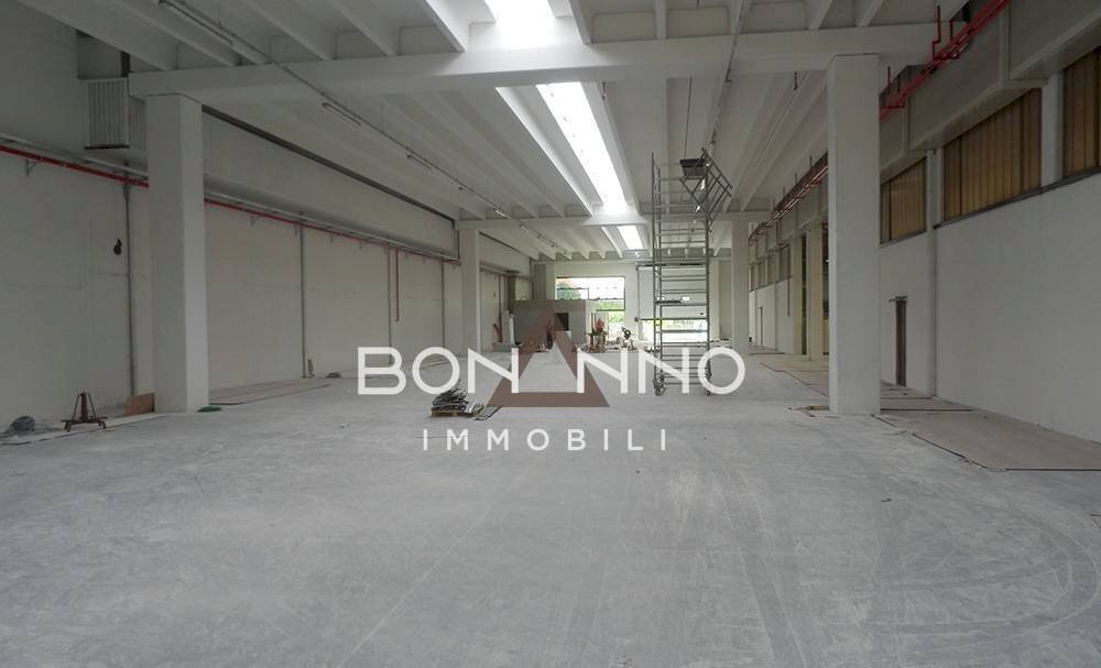 Foto 3 - Capannone spv
 
0, Bassano del Grappa - foto 3