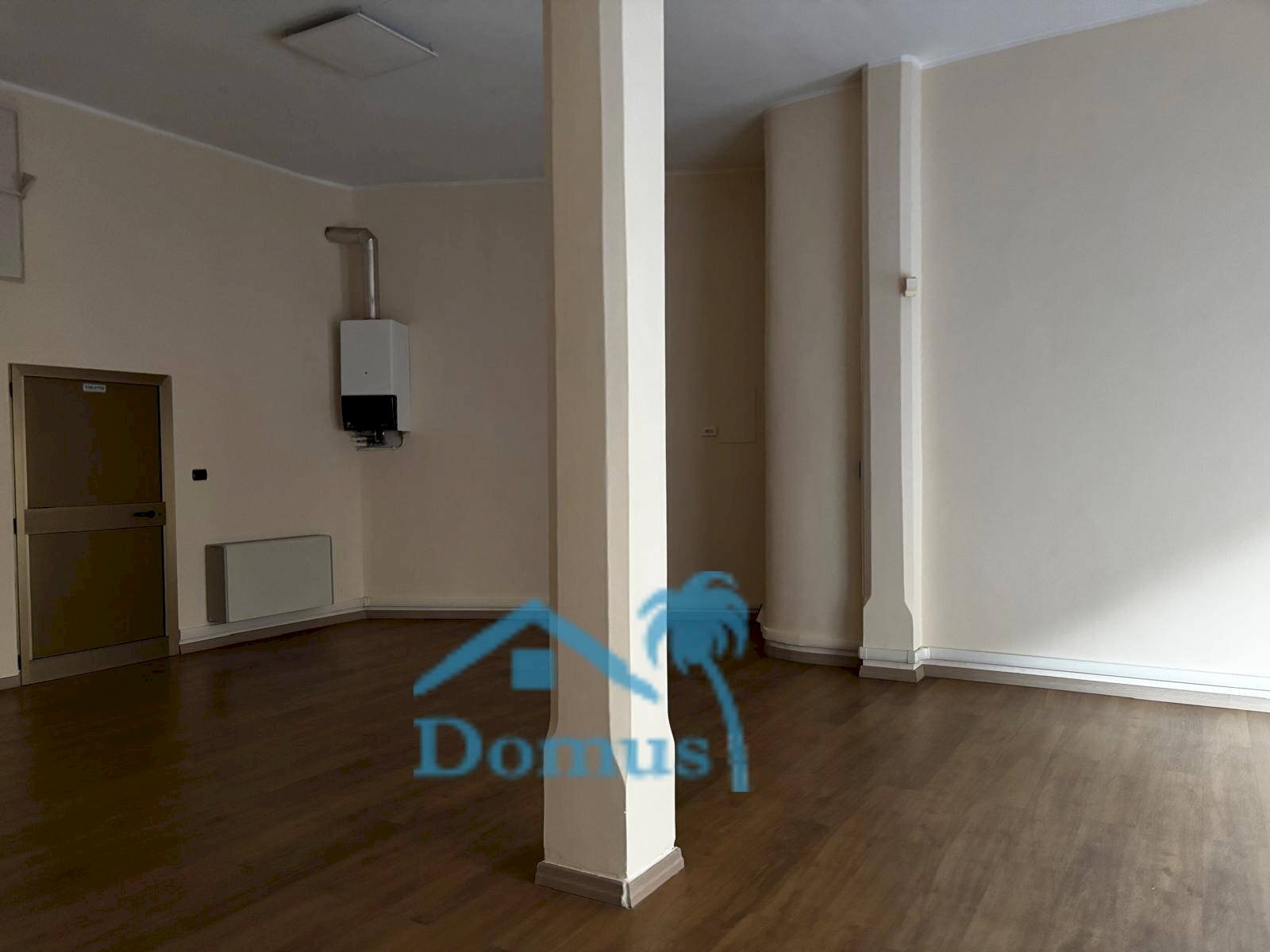 Foto 3 - Locale Commerciale Via Buniva
 
13, Pinerolo - foto 3